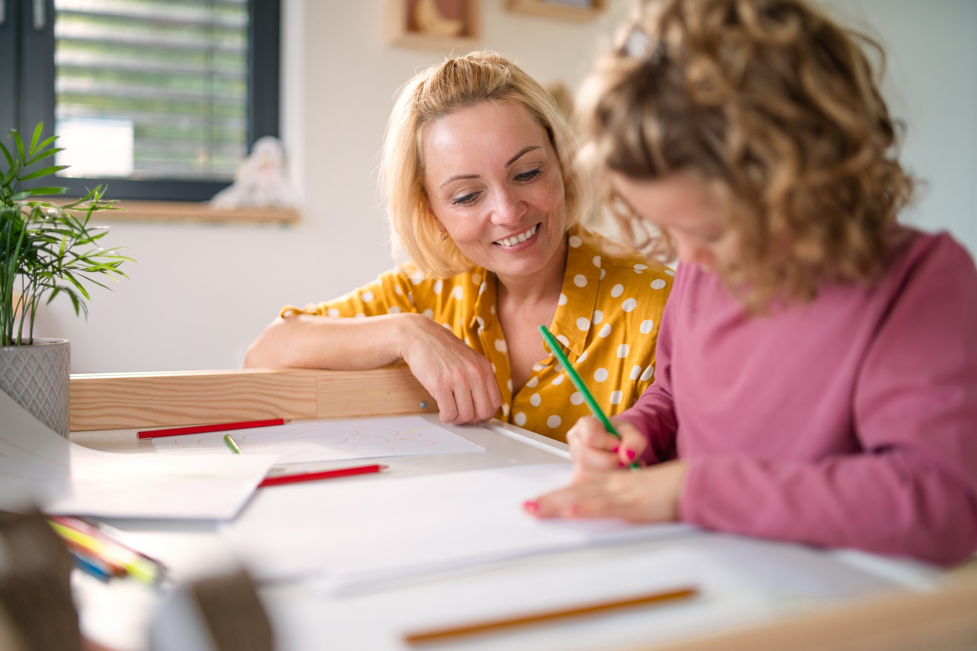 5 dessins à imprimer pour filles en PDF qui stimulent la créativité